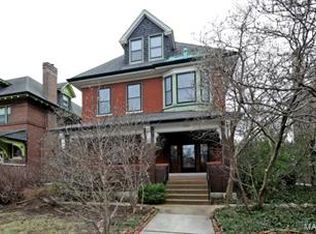 3720 Utah Pl, Saint Louis, MO 63116