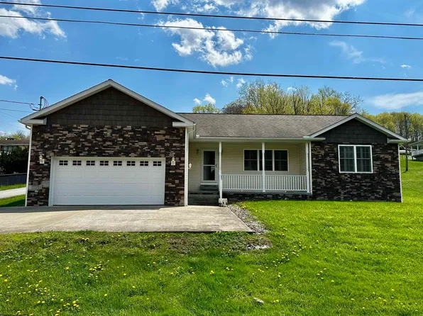 1719 Lillie St, Fairmont, WV 26554