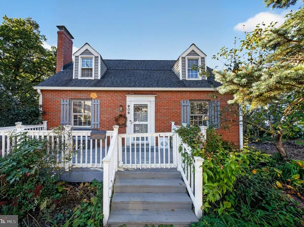 906 Philip Powers Dr, Laurel, MD 20707