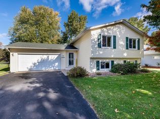 11534 100th Ave N, Maple Grove, MN 55369