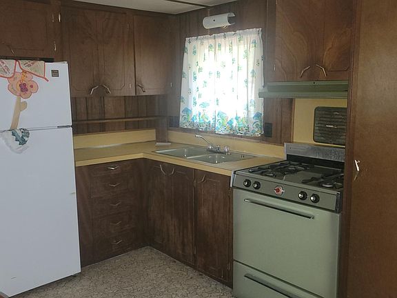 3rd image of 15368 Grindle Oak Dr