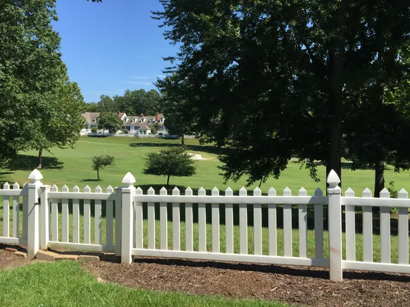 421 Dogleg Dr, Williamsburg, VA 23188