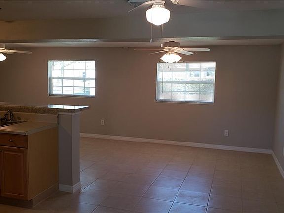 4th image of 4477 Meager Cir