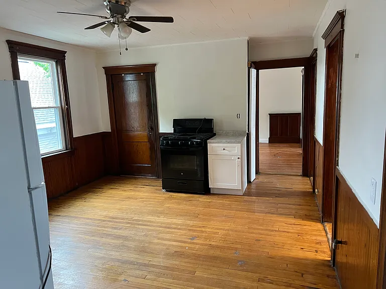 149 Howard St #2 — Photo 5