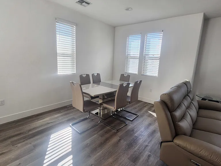 5301 E Commerce Way #18104 — Photo 2