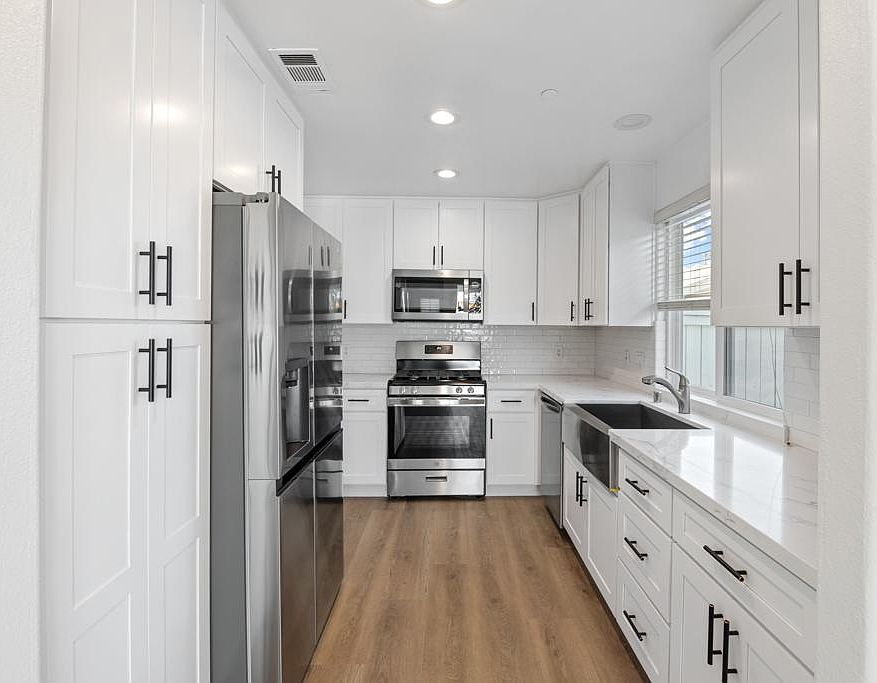 1st image of 2375 Elden Ave APT C1