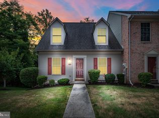 510 Woodthrush Ct, Harrisburg, PA 17110