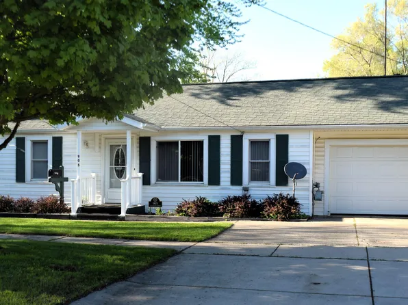 905 Crosslanes St, Mount Pleasant, MI 48858