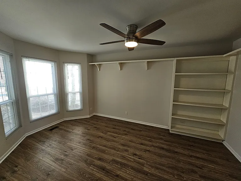 304 Hill St — Photo 14