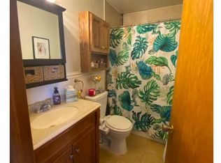 310 8th St SE #206, Minneapolis, MN 55414