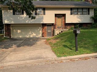 2413 Elephant Trl, Saint Joseph, MO 64506