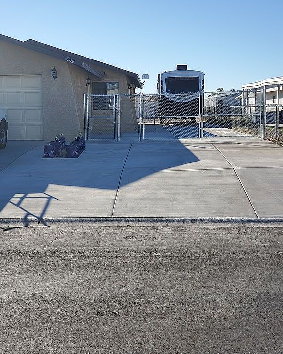 2nd image of 902 Palo Verde Dr