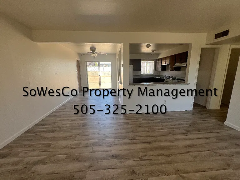 1032 Zuni Dr — Photo 4