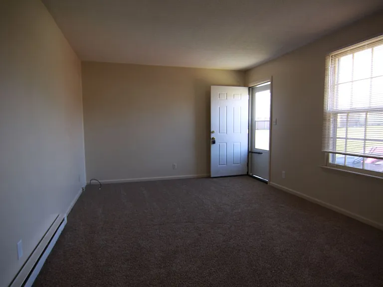 Tandy Drive-113 — Photo 2
