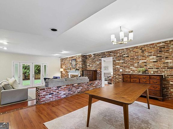 2nd image of 2862 Dunnington Cir