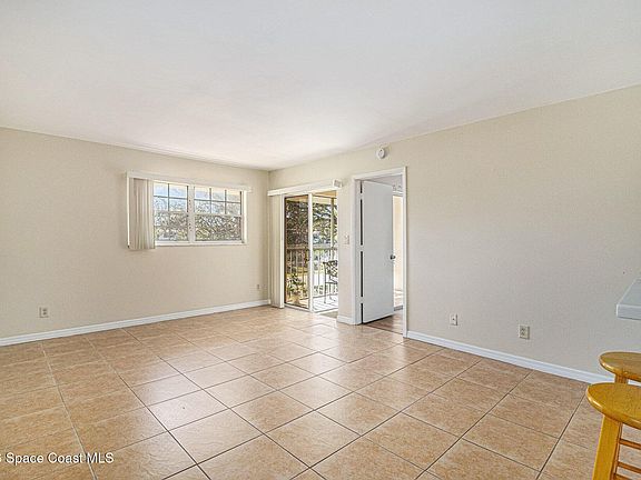 4th image of 1601 Sunny Brook Ln NE APT D202