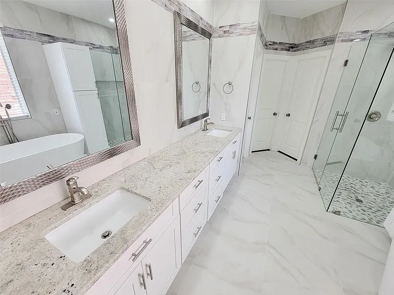 23111 Broad Springs Ct — Photo 27