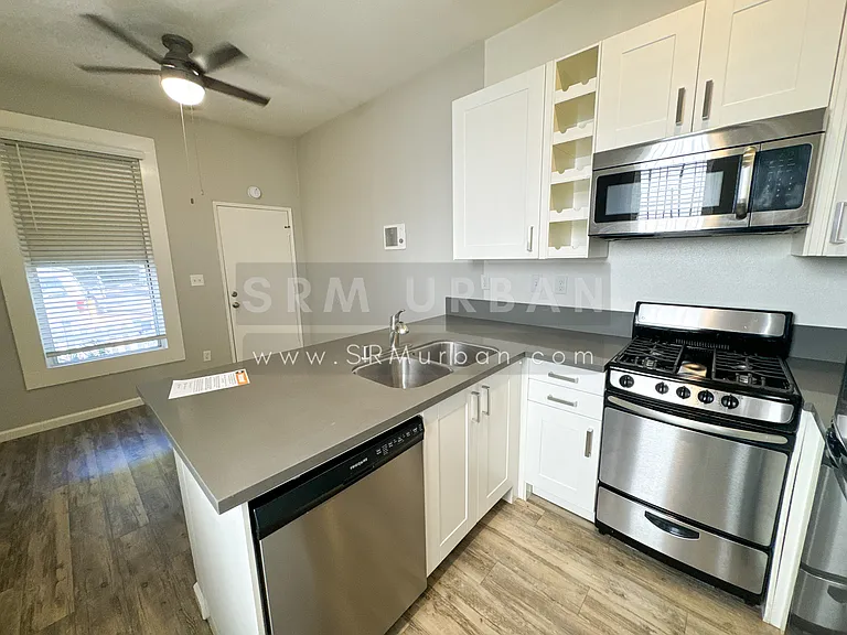 1708 State St — Photo 6