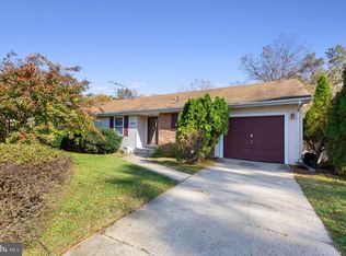 1009 Kings Valley Dr, Bowie, MD 20721