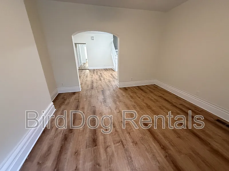 4 bed, 2.0 bath, 1450 sqft, $1,600 — Photo 4