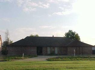 5901 Wright Rd, New Orleans, LA 70128