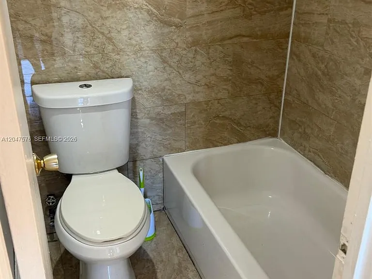 1990 Marseille Dr #303 — Photo 6