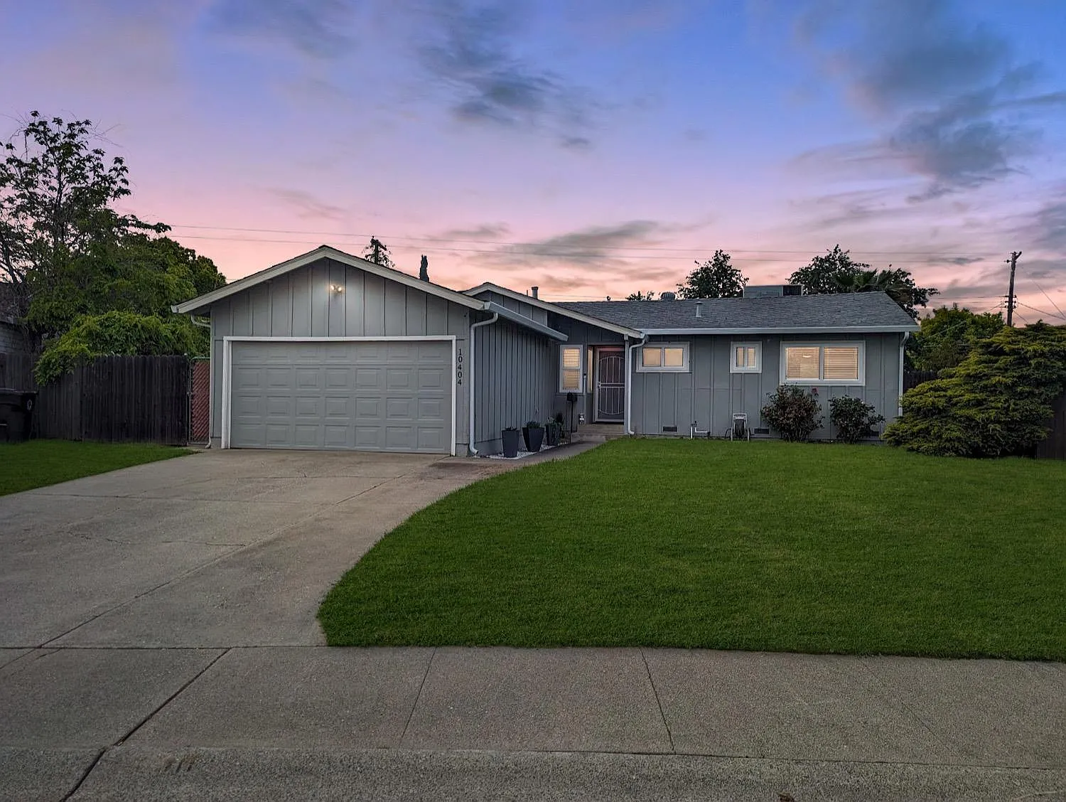10404 Abbottford Way photo 1
