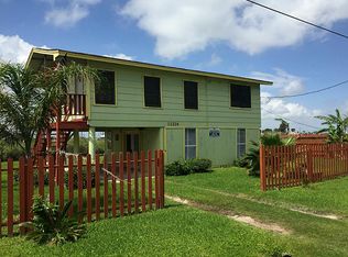 11214 Schwartz Dr, Galveston, TX 77554