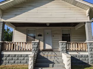 604 E Noleman St, Centralia, IL 62801