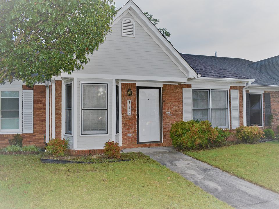 2nd image of 338 Shadow Pointe Dr SW