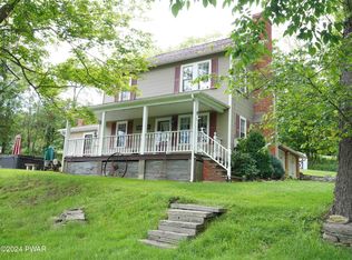 9 Grange Rd, Honesdale, PA 18431