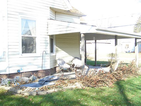 5th image of 703 W Boston Ave