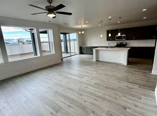 6239 W Parachute Dr, Meridian, ID 83646