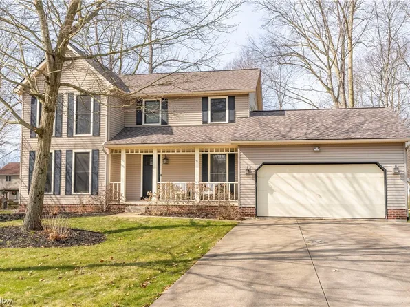 4118 Meadow Wood Ln, Uniontown, OH 44685