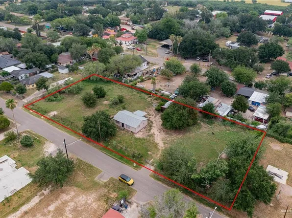 7104 N 2nd St, Edinburg, TX 78542