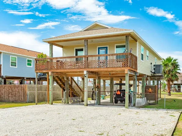 429 Seabean St, Surfside Beach, TX 77541