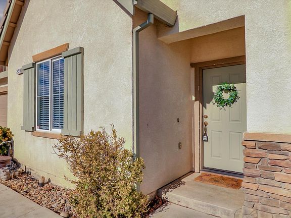 2nd image of 2499 Gaines Ln