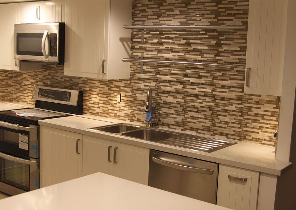 Kitchen, sink, dishwasher