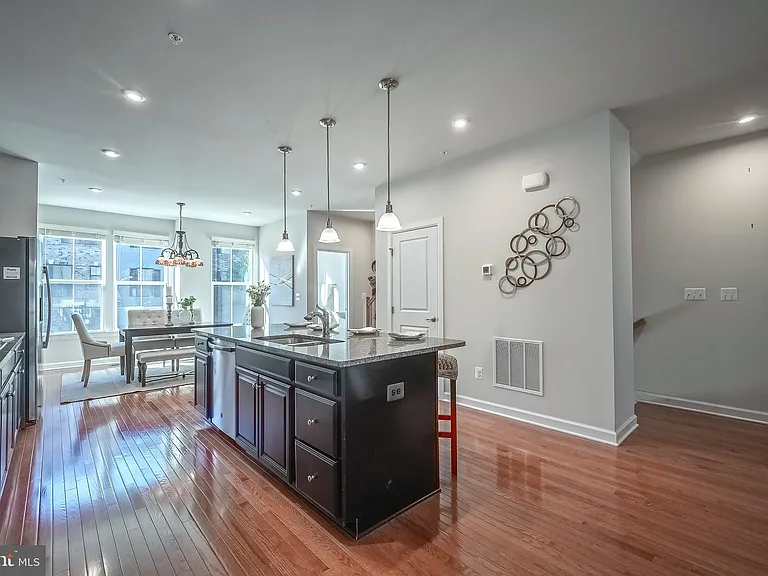 22308 Seabring Ter — Photo 14