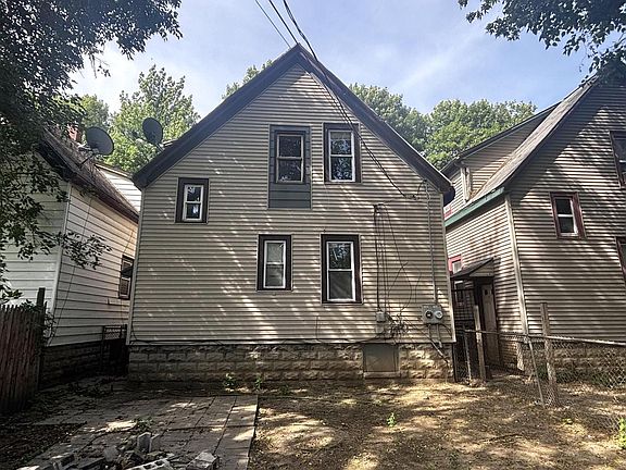 2nd image of 3136 N 34th STREET