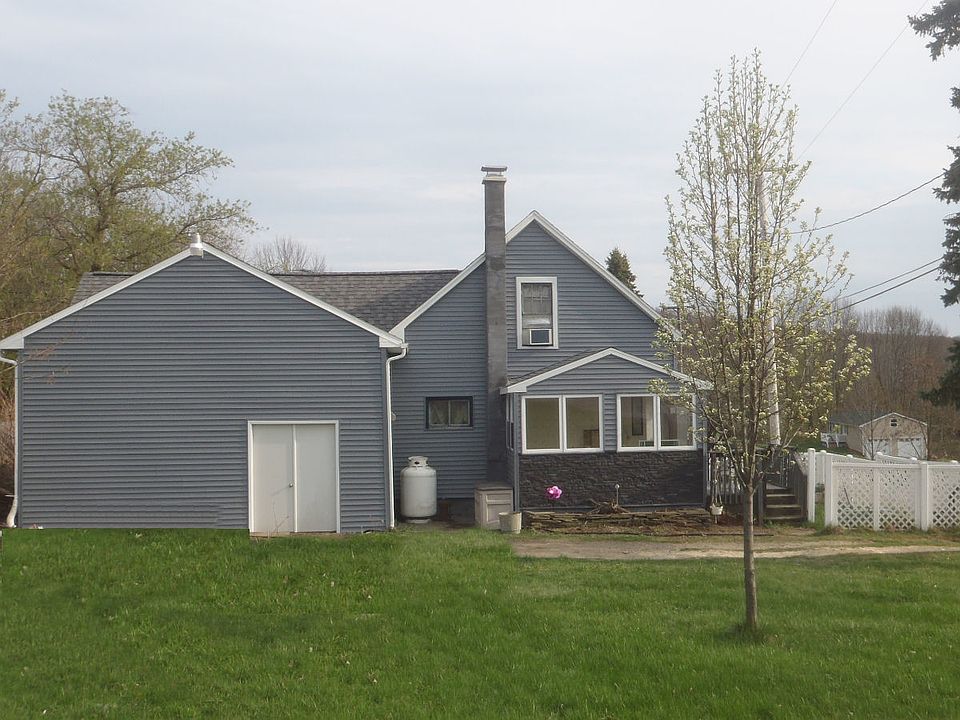 2nd image of 1 Orchard Ave