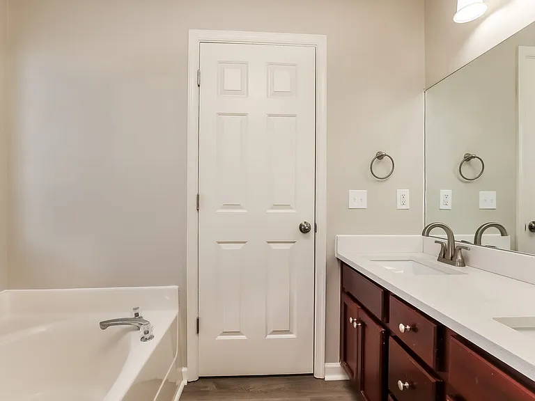 6769 Ascot Dr — Photo 12