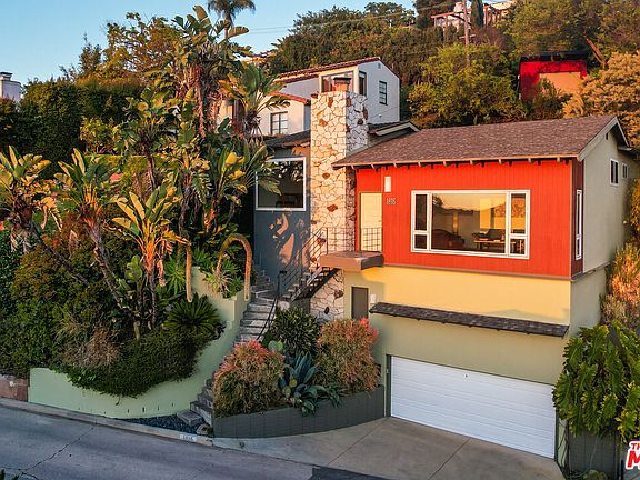 3rd image of 1816 Hollyvista Ave