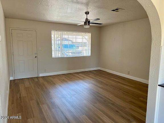 4th image of 4505 W CRITTENDEN Lane