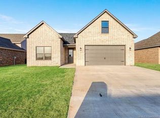 849 Springfield Ct, Durant, OK 74701