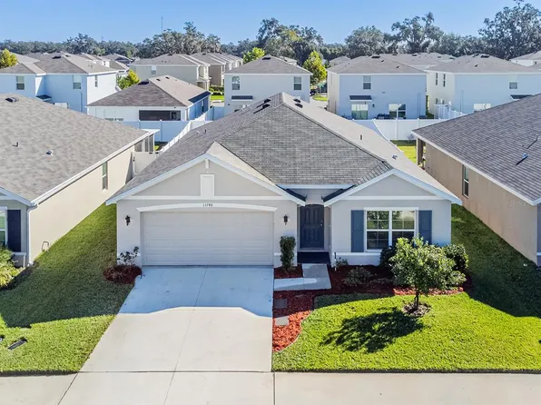 13748 Wineberry Dr, Dade City, FL 33525