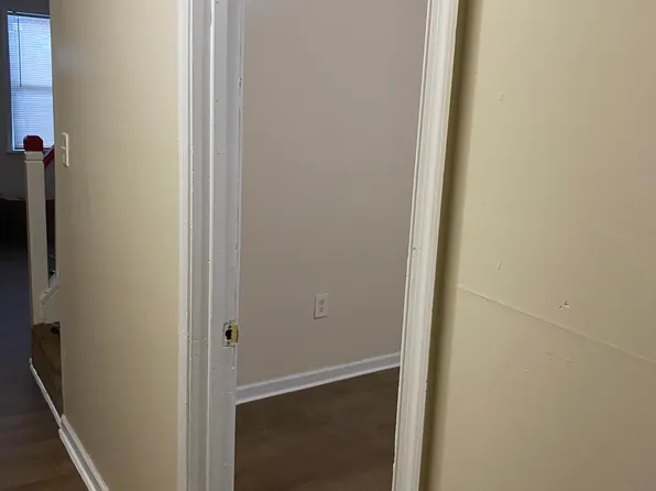 712 N Spruce St #Pvt, Wilmington, DE 19801