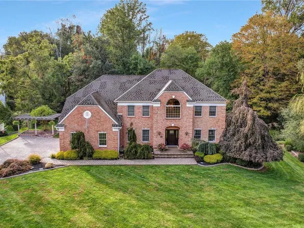 7 Golden Road, Suffern, NY 10901