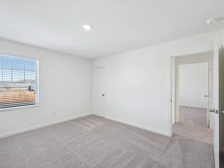 4606 Wildrose Dr — Photo 16