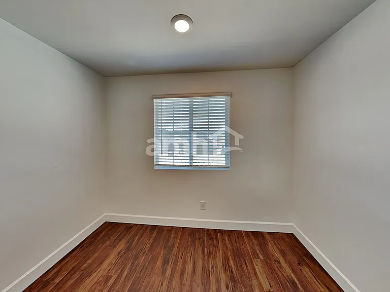 2980 N Vigo Ave — Photo 13